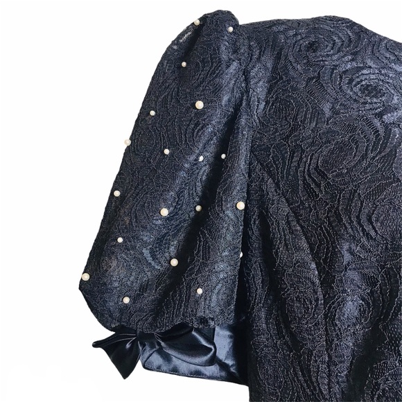 Michael Marcella Pearl laced Puff Sleeve Dress - Picture 6 of 10